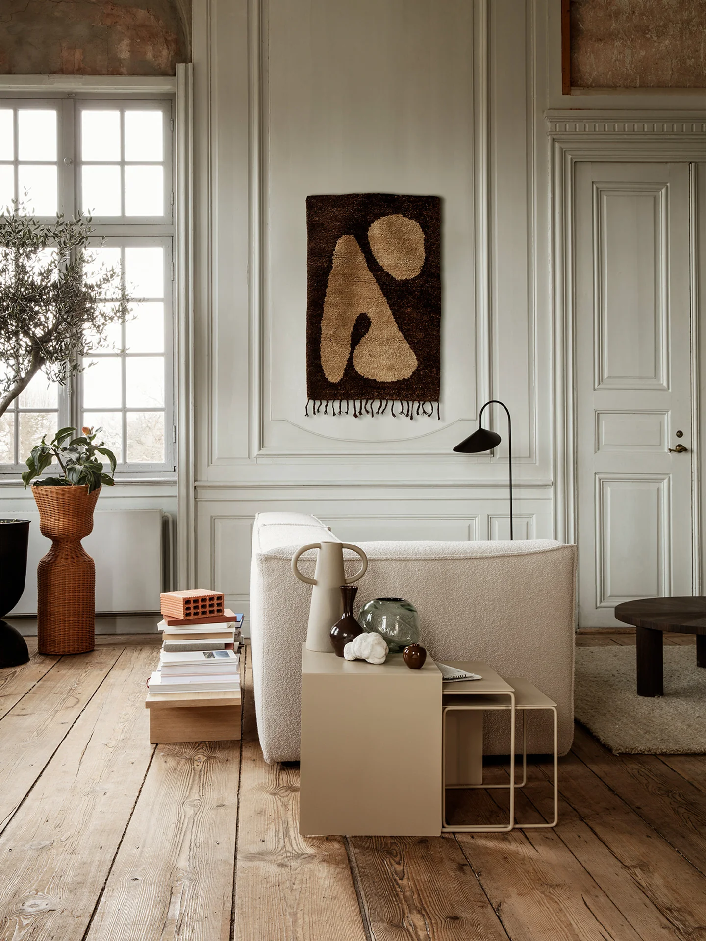 Abstract Rug - Brown/Off-white - Image 3