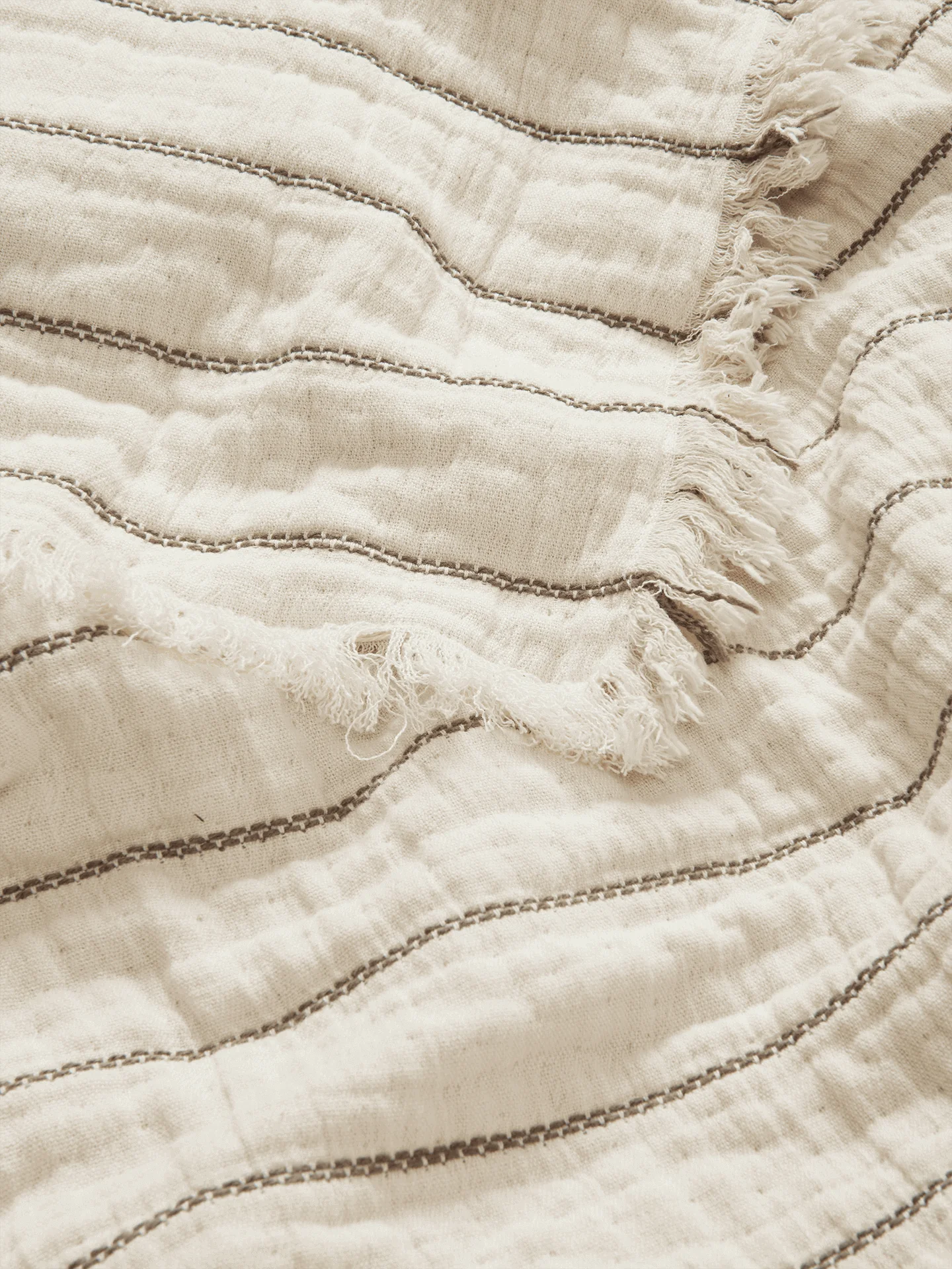 Aires Bedspread - Double - Undyed - Image 4