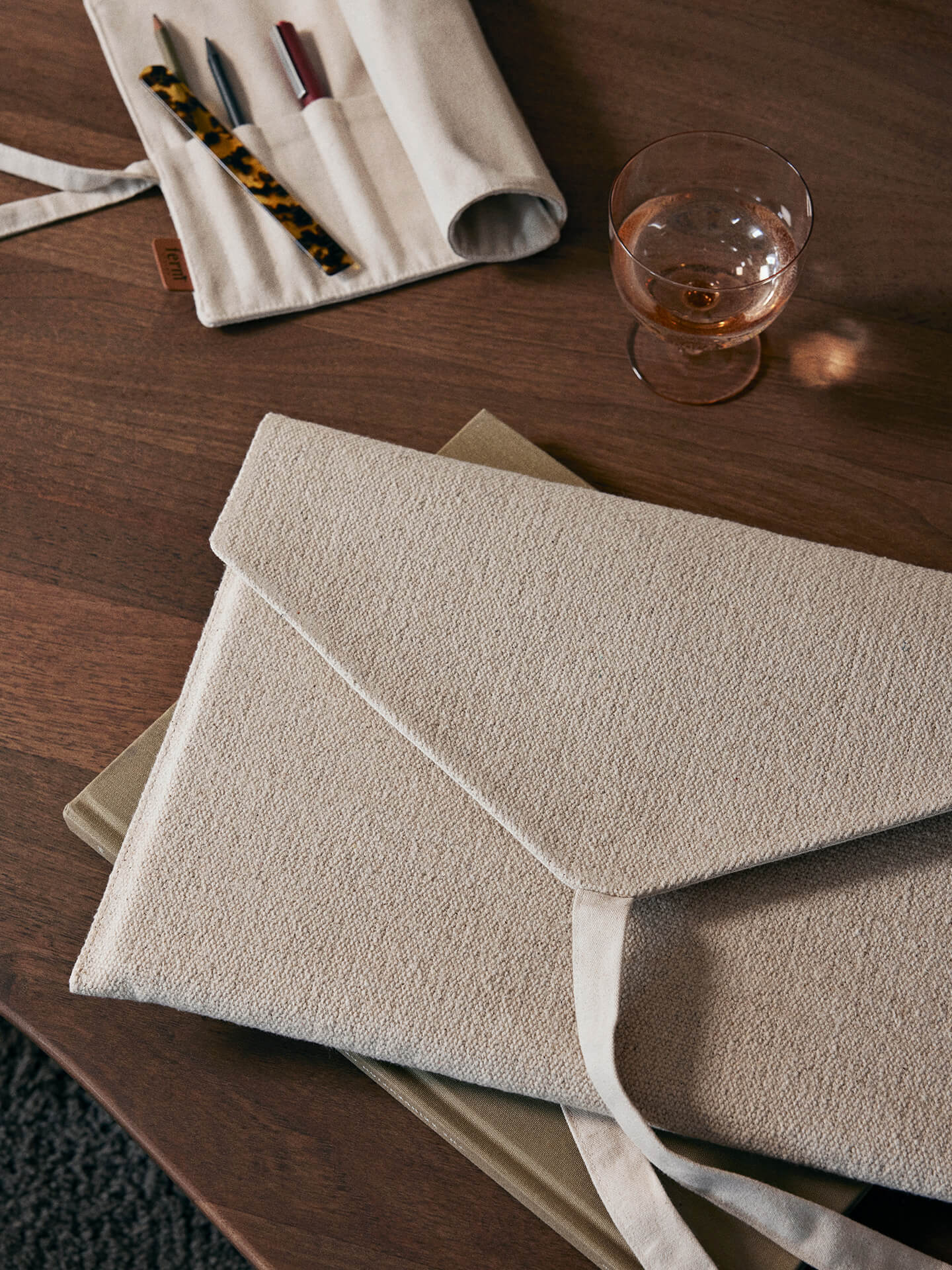 Ally Laptop Sleeve - Off-white - Image 2