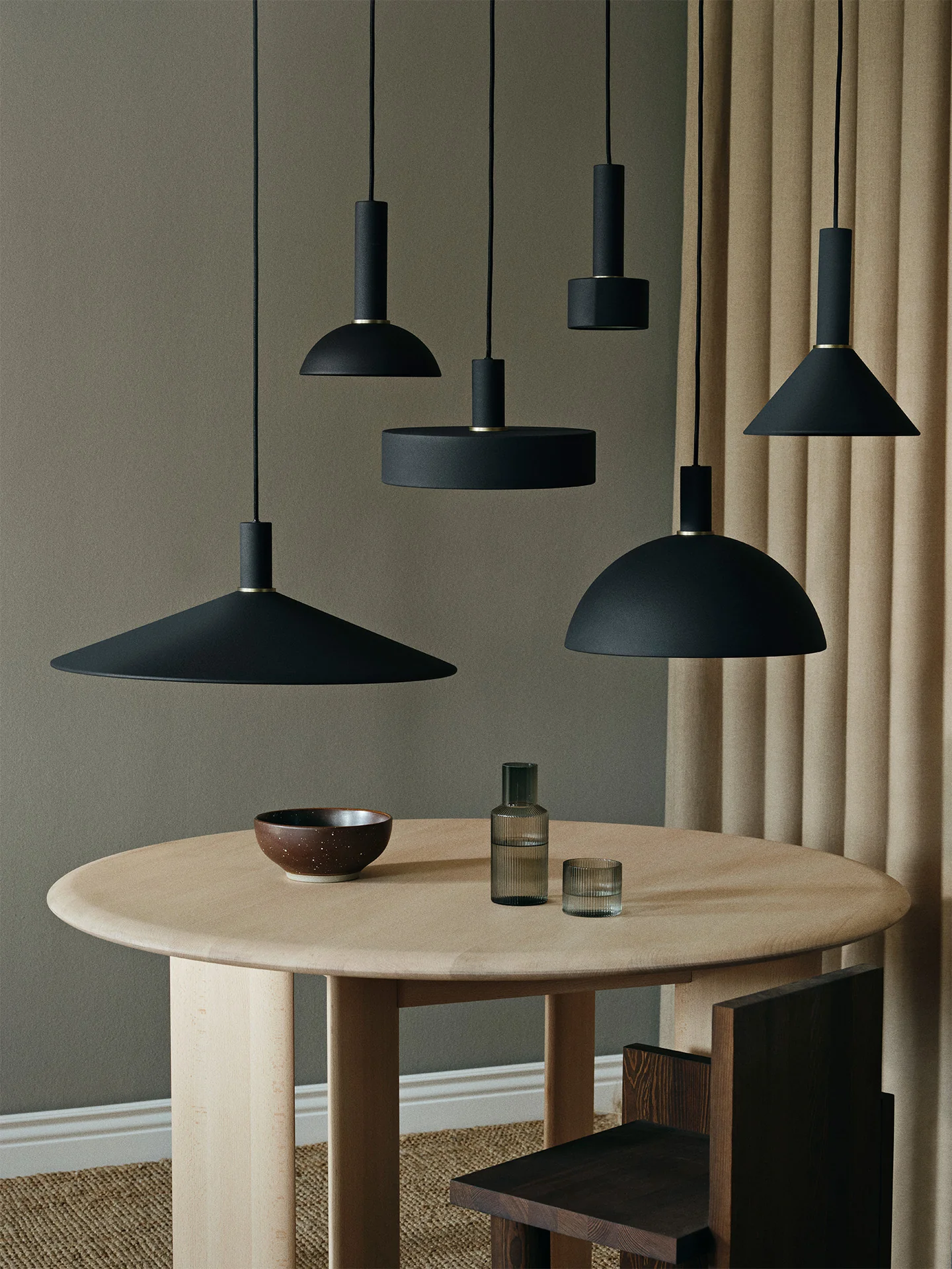 Angle Shade - Black - Image 3
