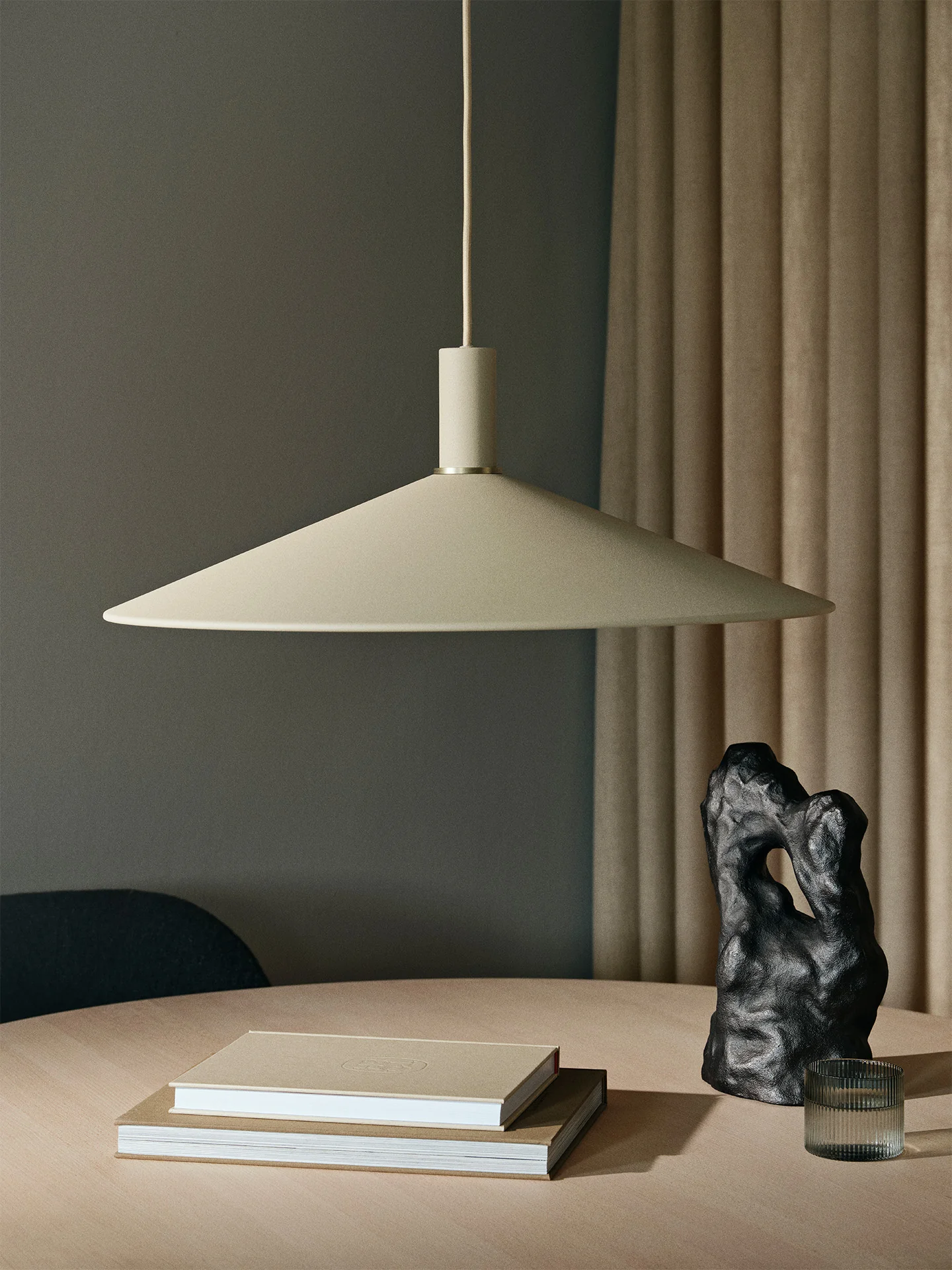 Angle Shade - Cashmere - Image 2