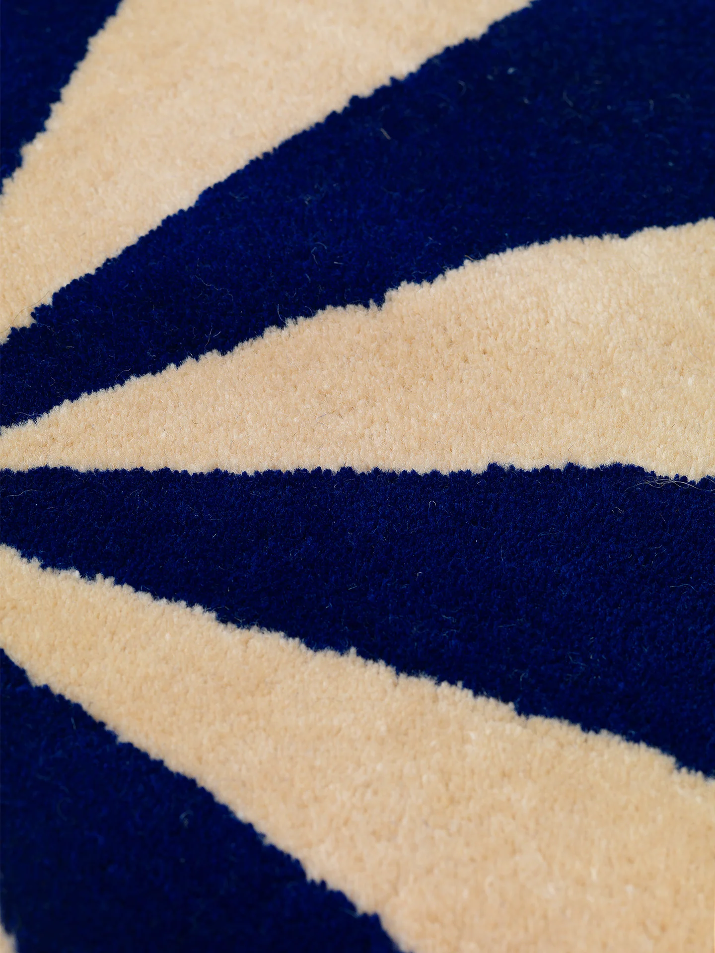Arch Tufted Rug - Bright Blue/Off-White - Image 4