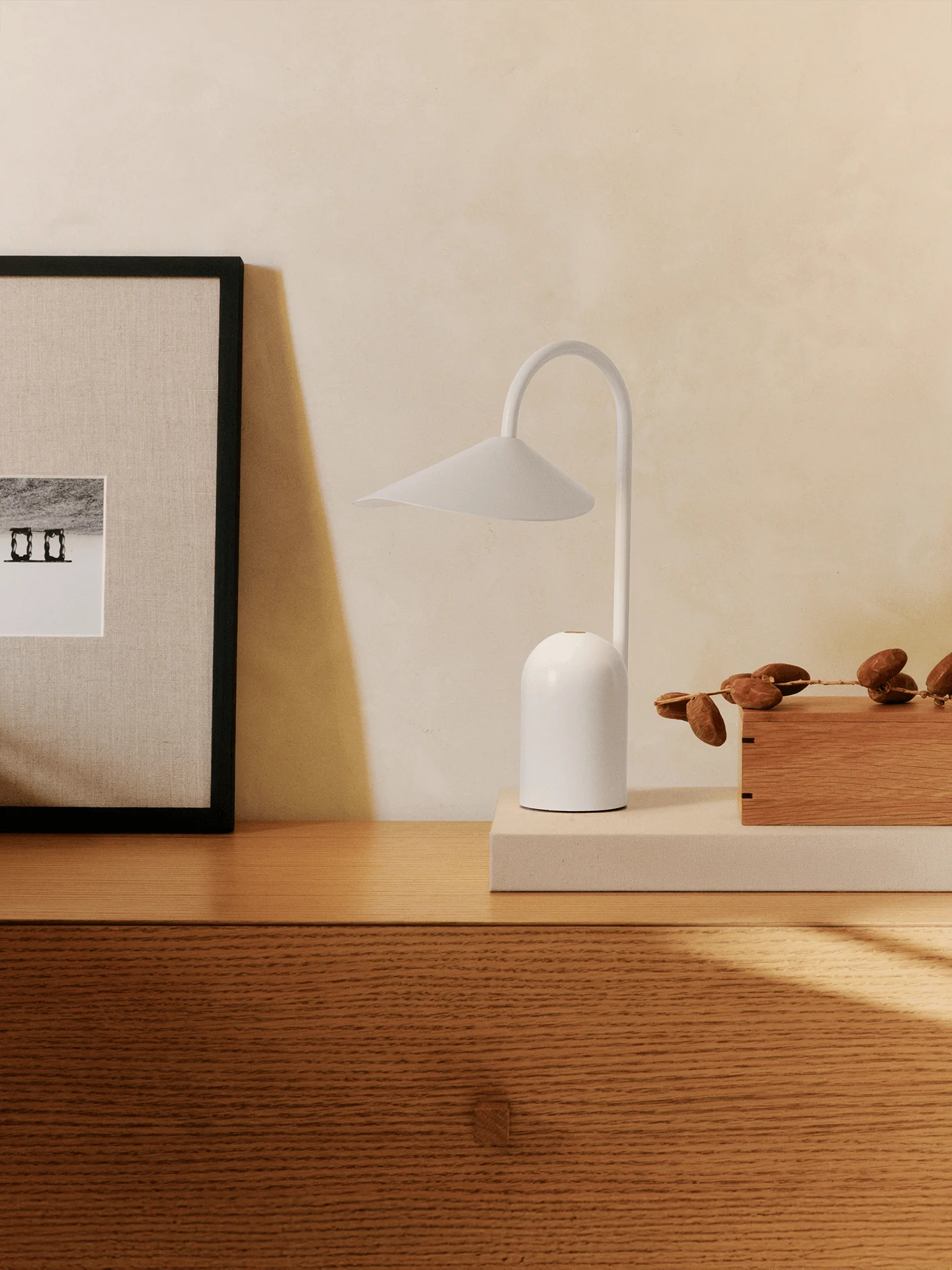 Arum Portable Lamp - White - Image 2