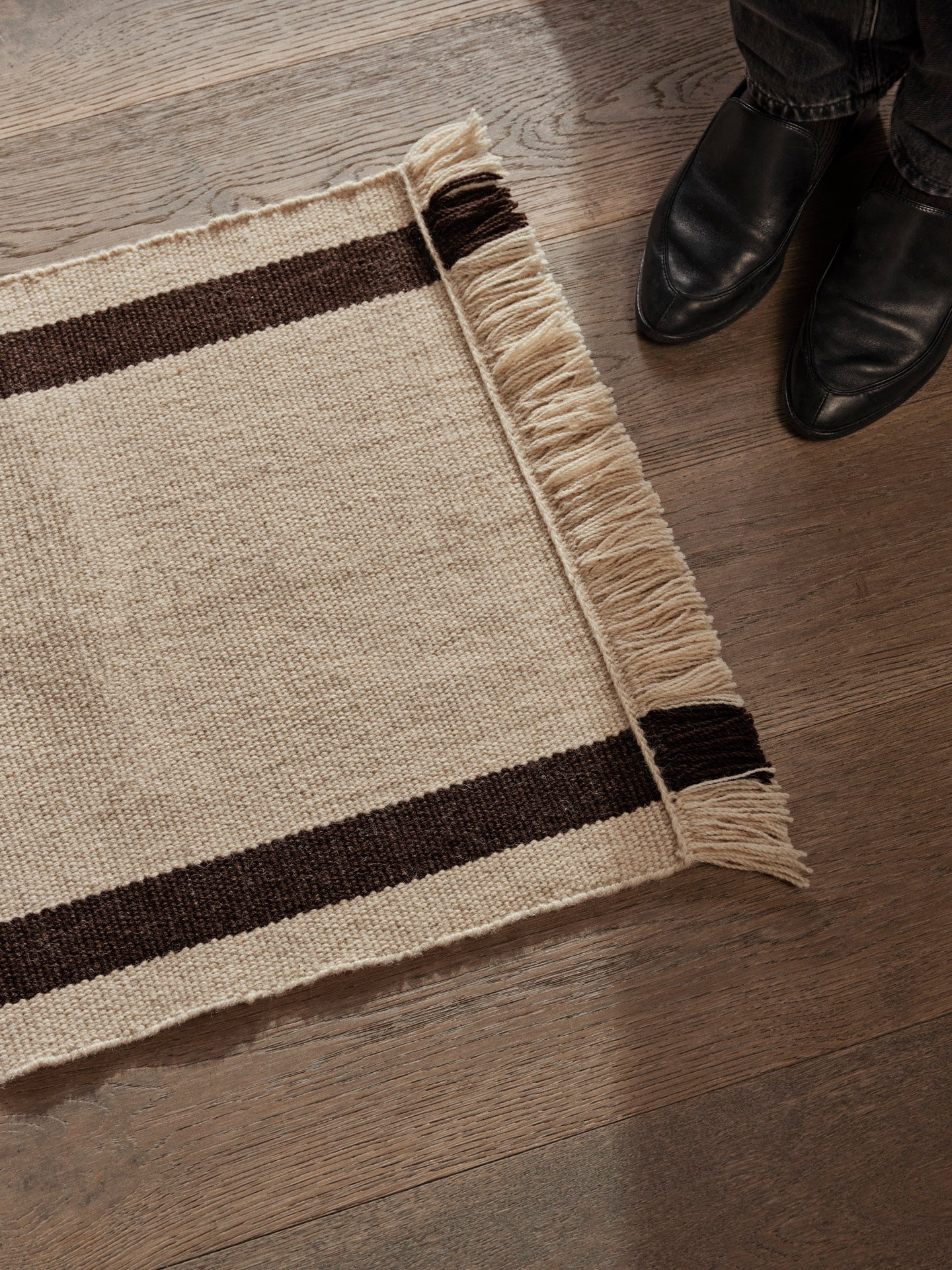 Calm Kelim Mat - Off-White/Coffee - Image 2
