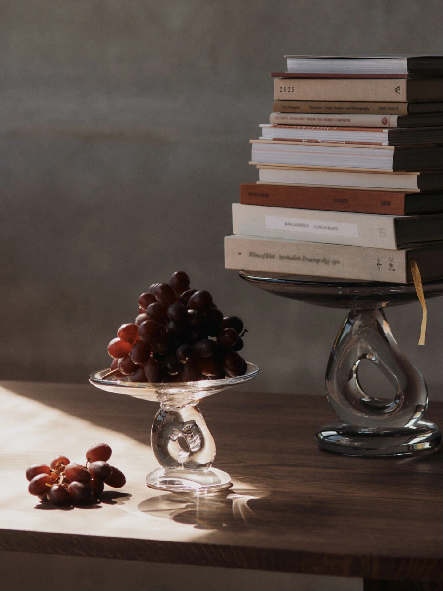 Damo Glass Centrepiece - Large - Clear - Image 3