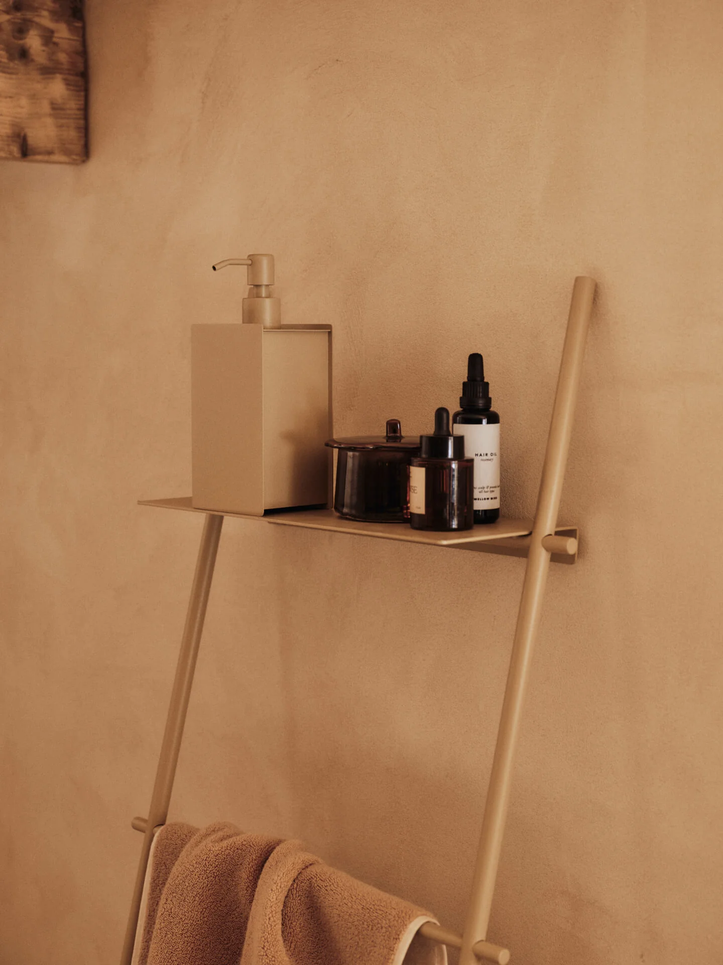 Dora Towel Ladder - Cashmere - Image 3