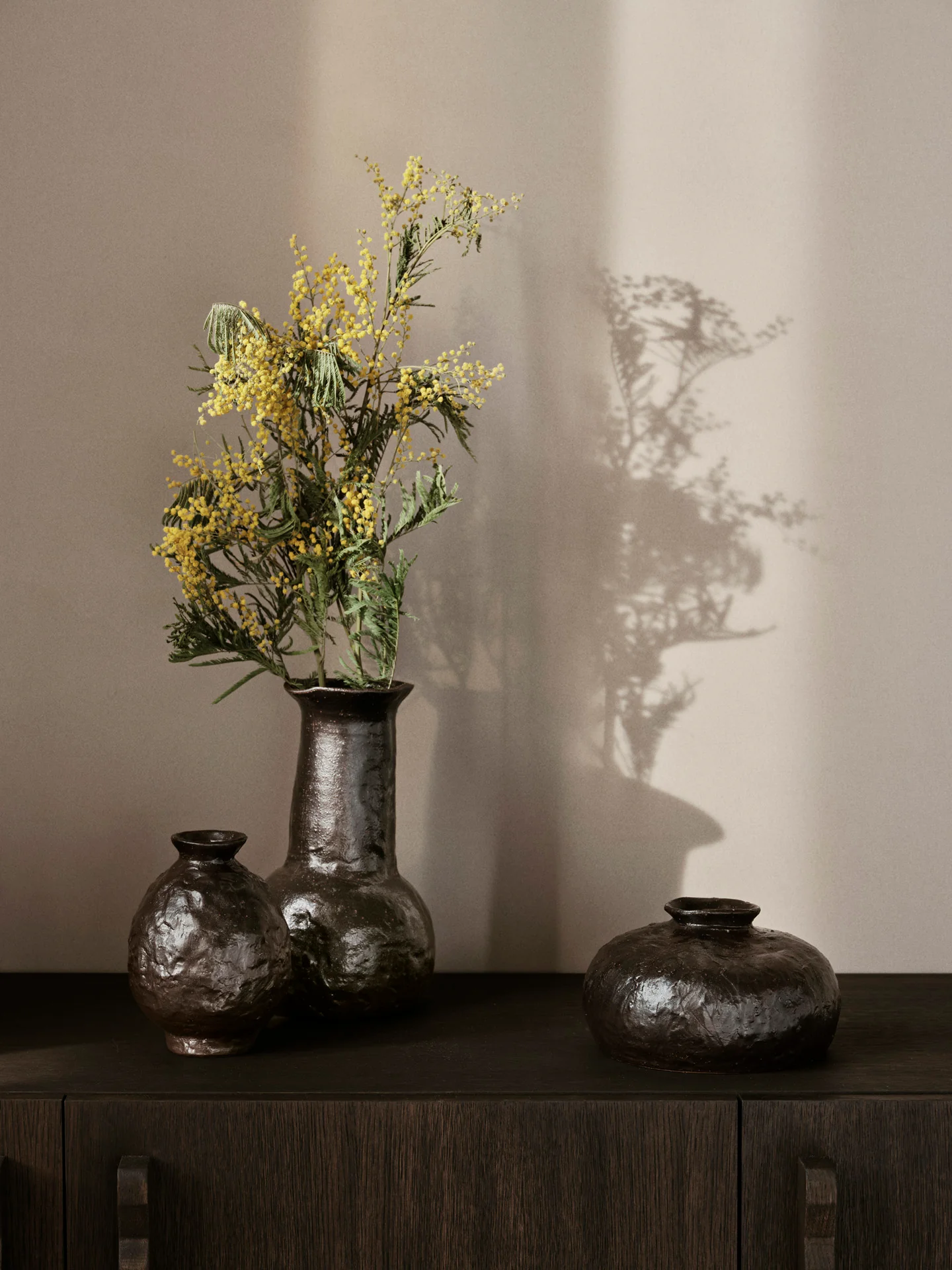 Doro Vase - Medium - Coffee - Image 4