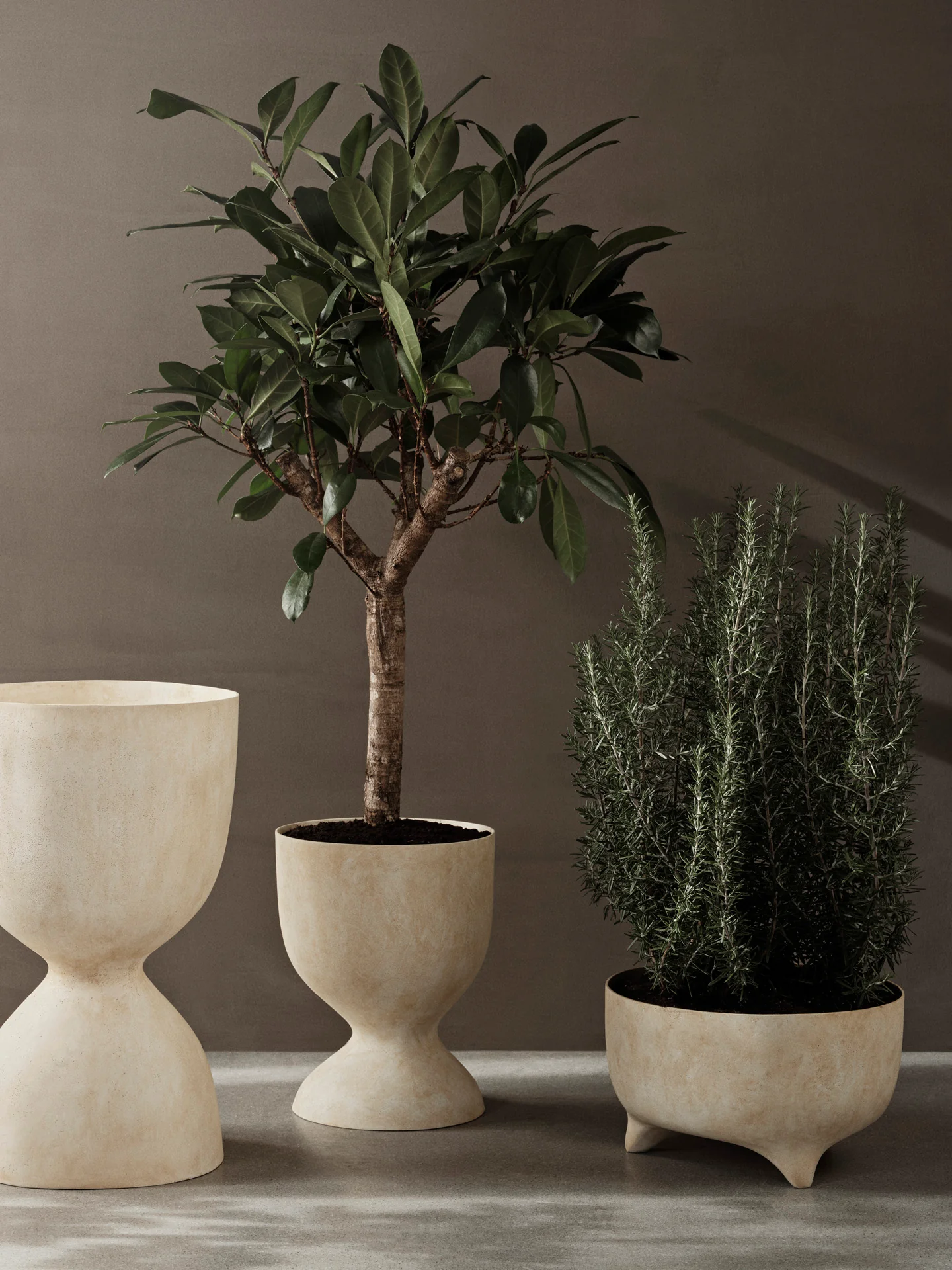 Evoke Pot - Low - Warm Sand - Image 3