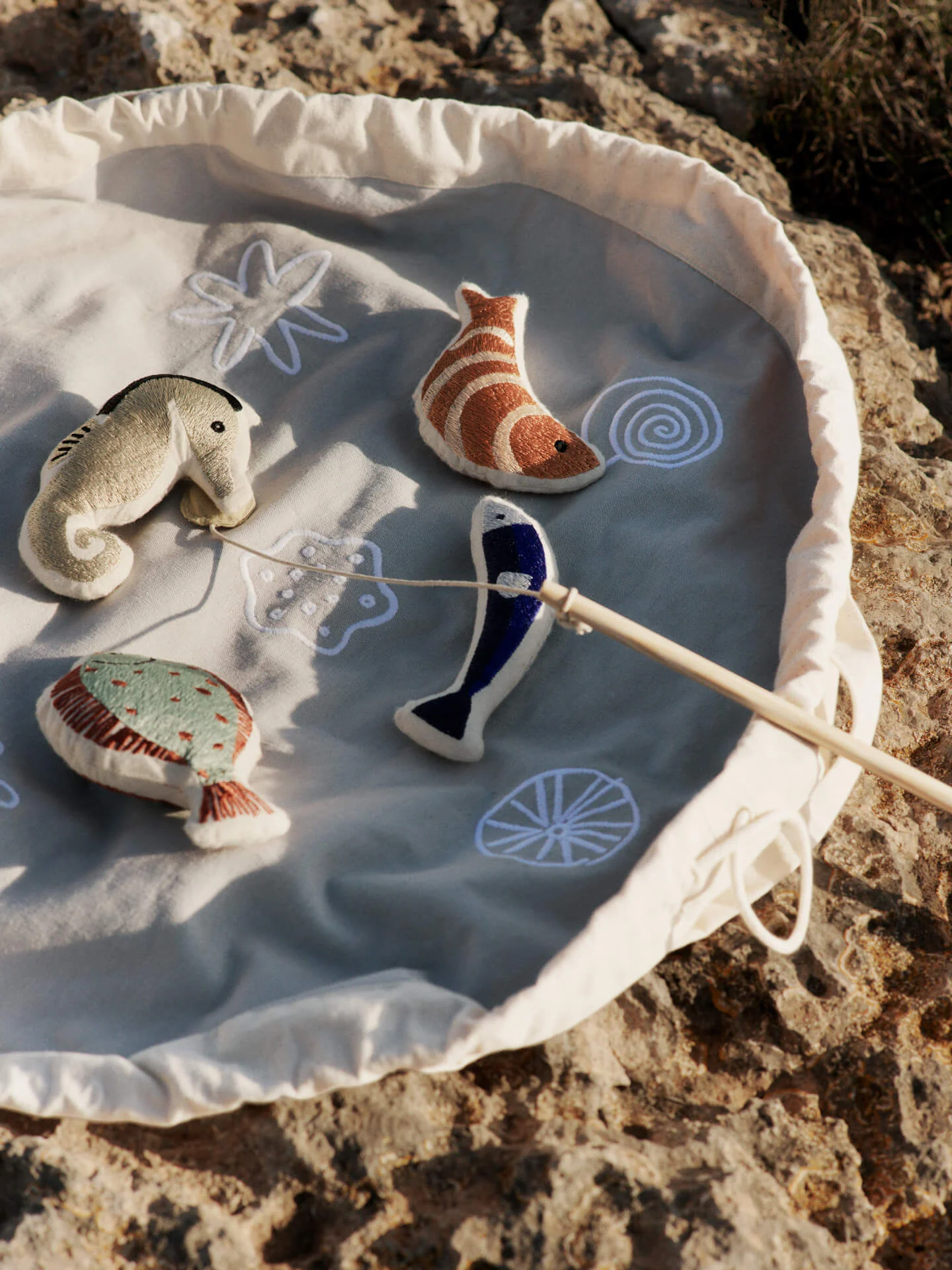 Fishing Game - Multi - Image 2