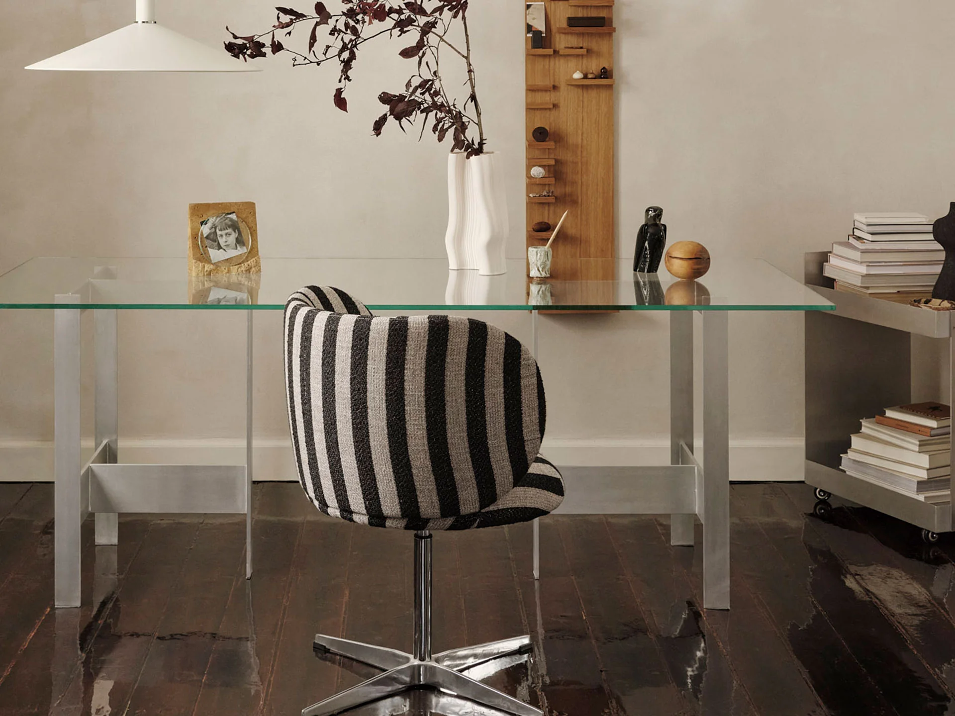Lager Dining Table - 200 x 90 - Glass/Aluminium - Image 3