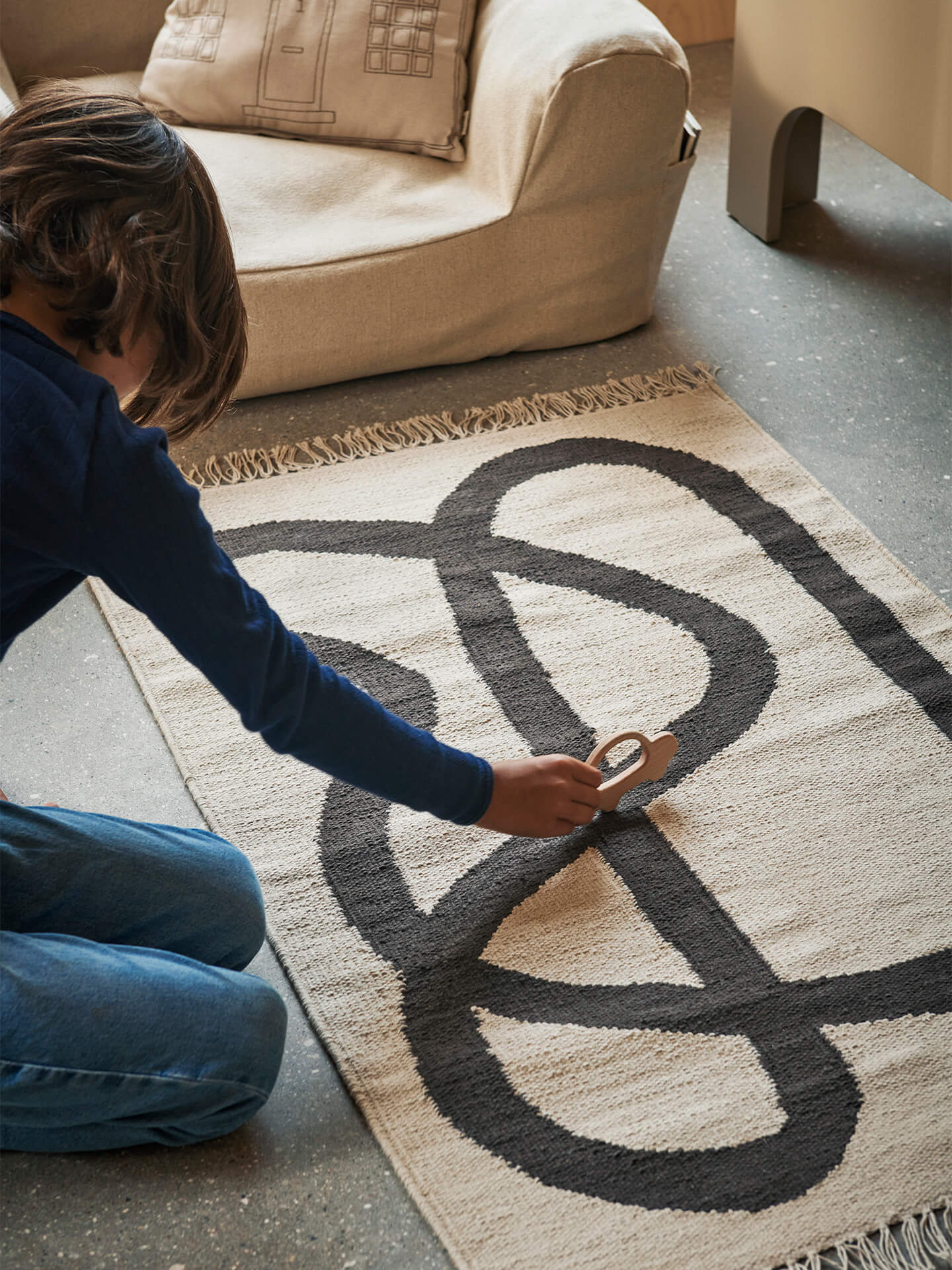 Lane Rug - Off-white/Chocolate - Image 3