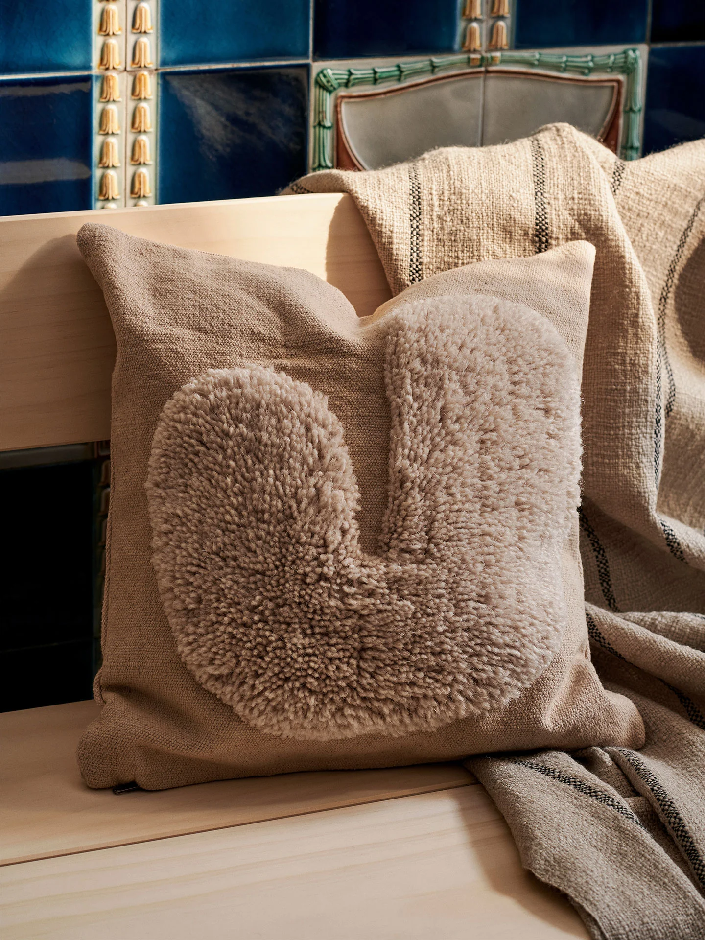 Lay Cushion - Sand/Off-White - Image 2