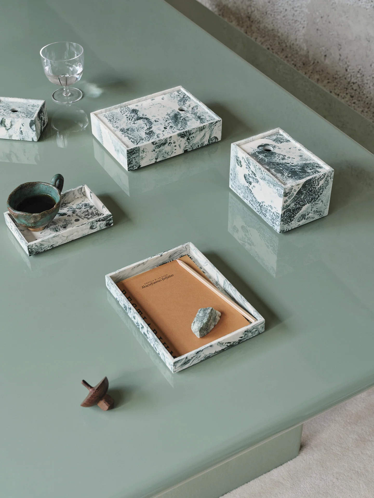 Mist Box - Emerald Off-white - Image 3