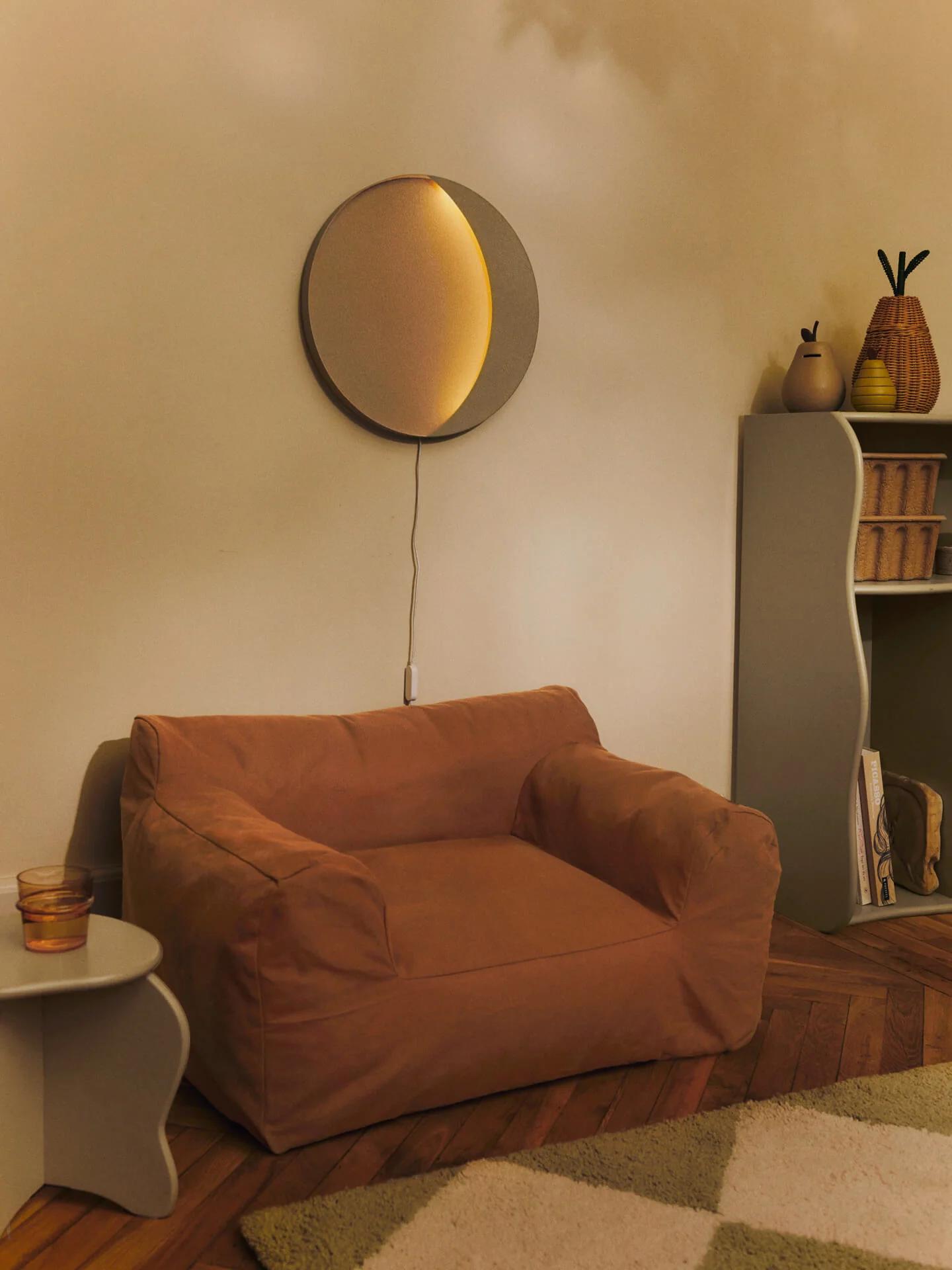 Neba Wall Lamp - Tea Green - Image 2