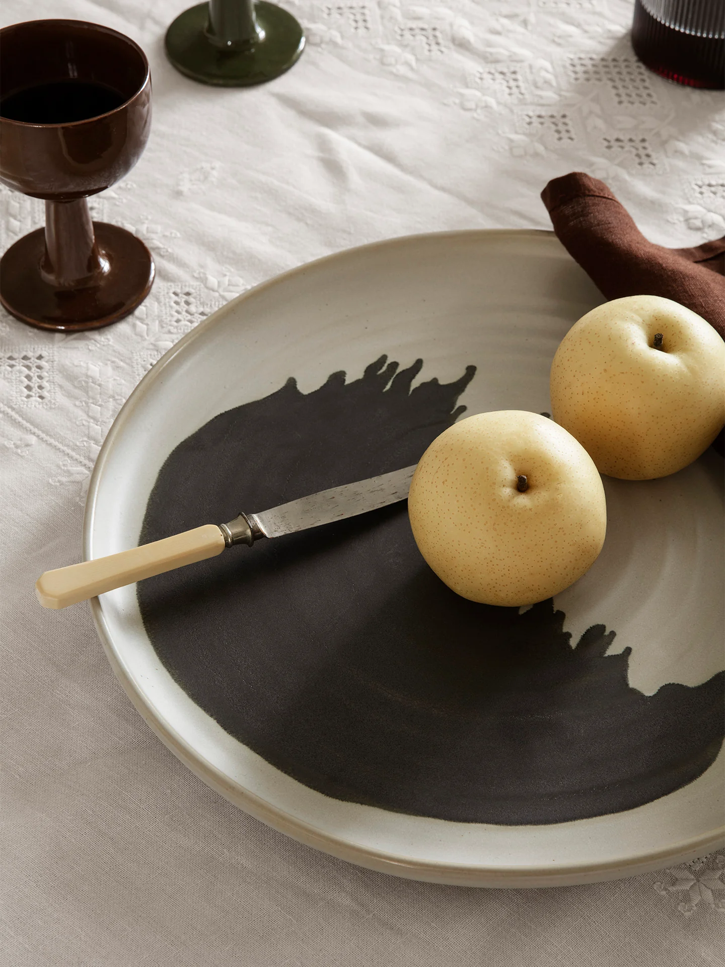 Omhu Centrepiece - Off-White/Charcoal - Image 2