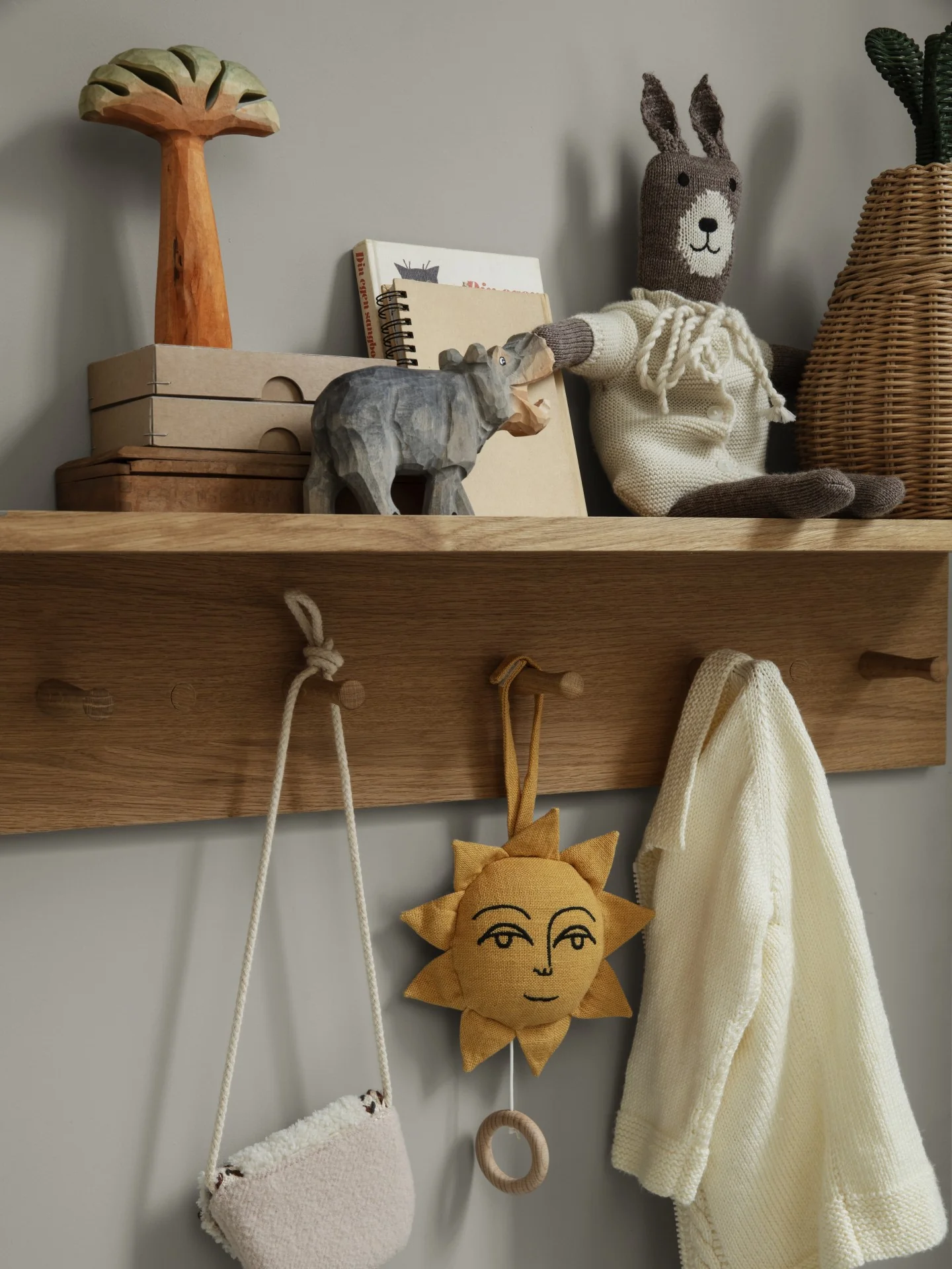 Place Rack - Medium - Oak - Image 4