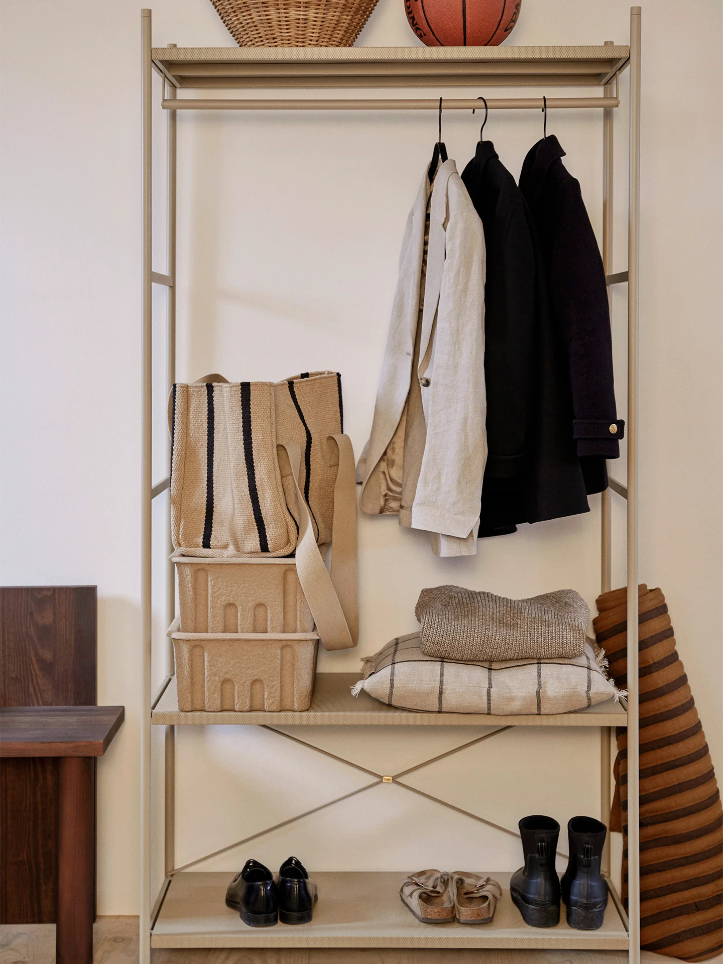 Punctual - Rack - Cashmere - Image 2