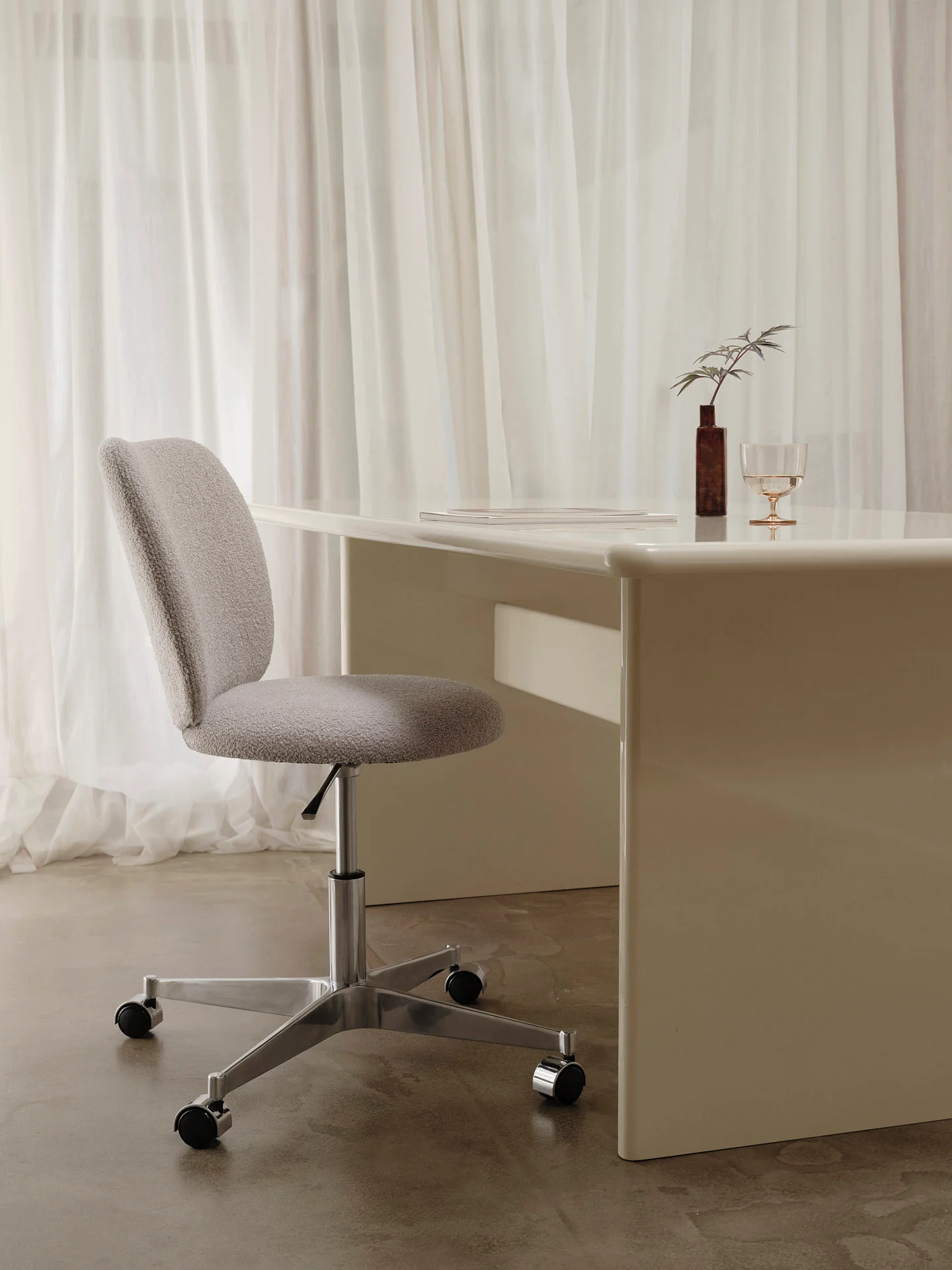 Rico Chair - Castors - Soft Bouclé - Natural - UK - Image 2
