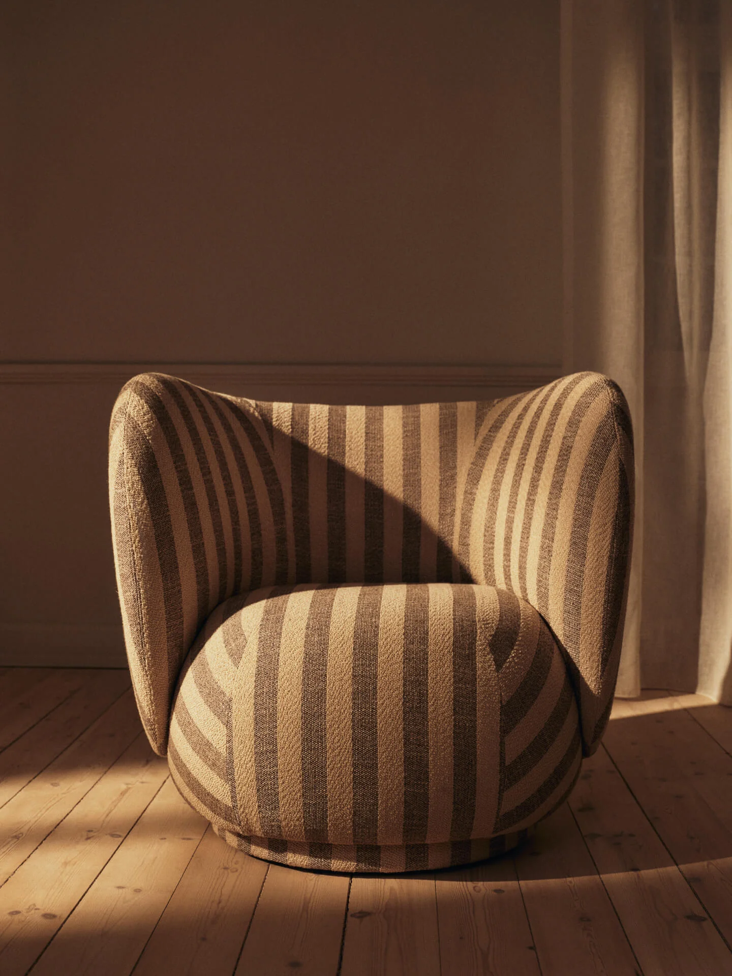 Rico Lounge Chair - Louisiana - Sand/Off-White - UK - Image 2