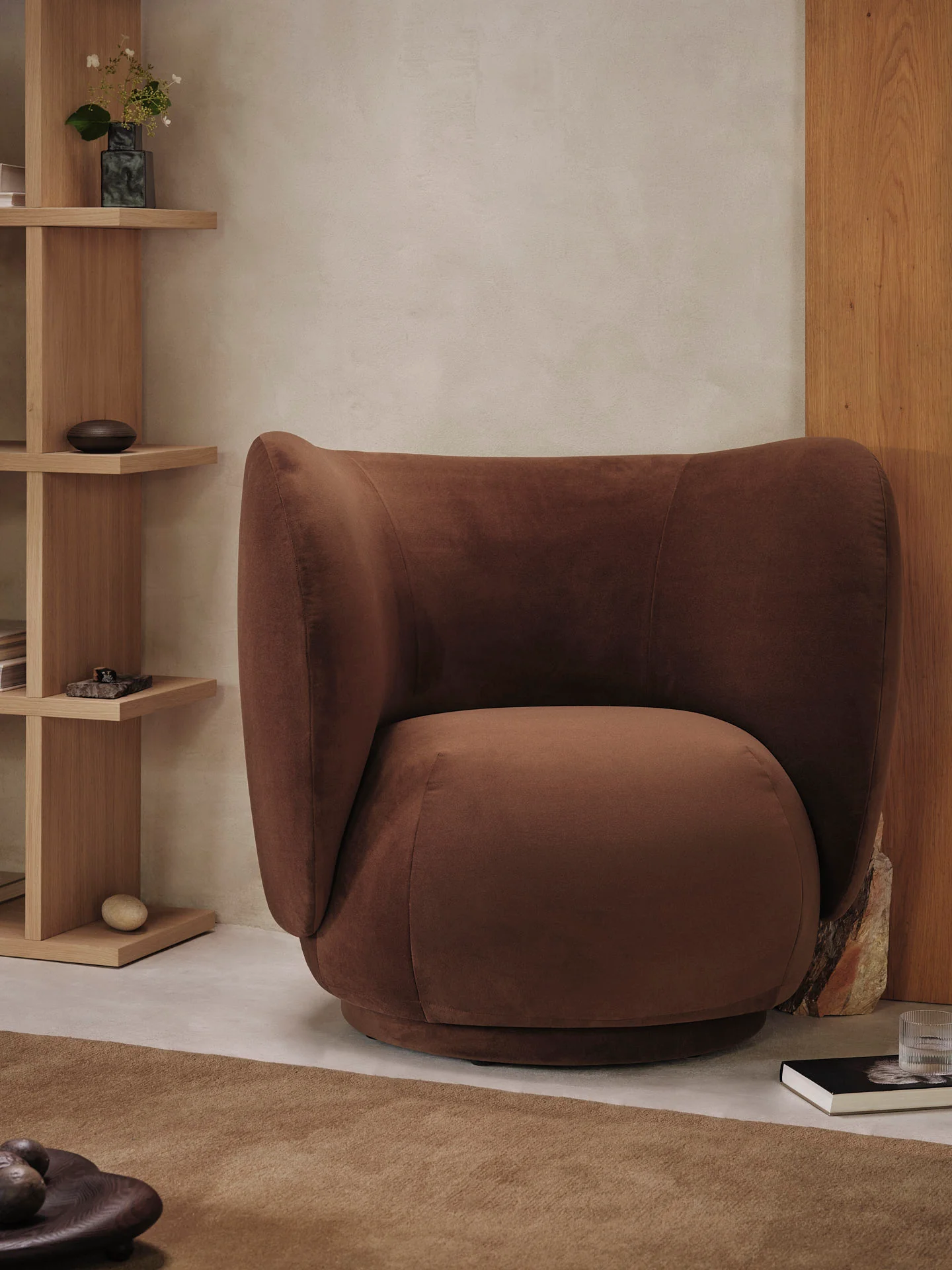 Rico Lounge Chair - Rich Velvet - Soft Brown - UK - Image 3