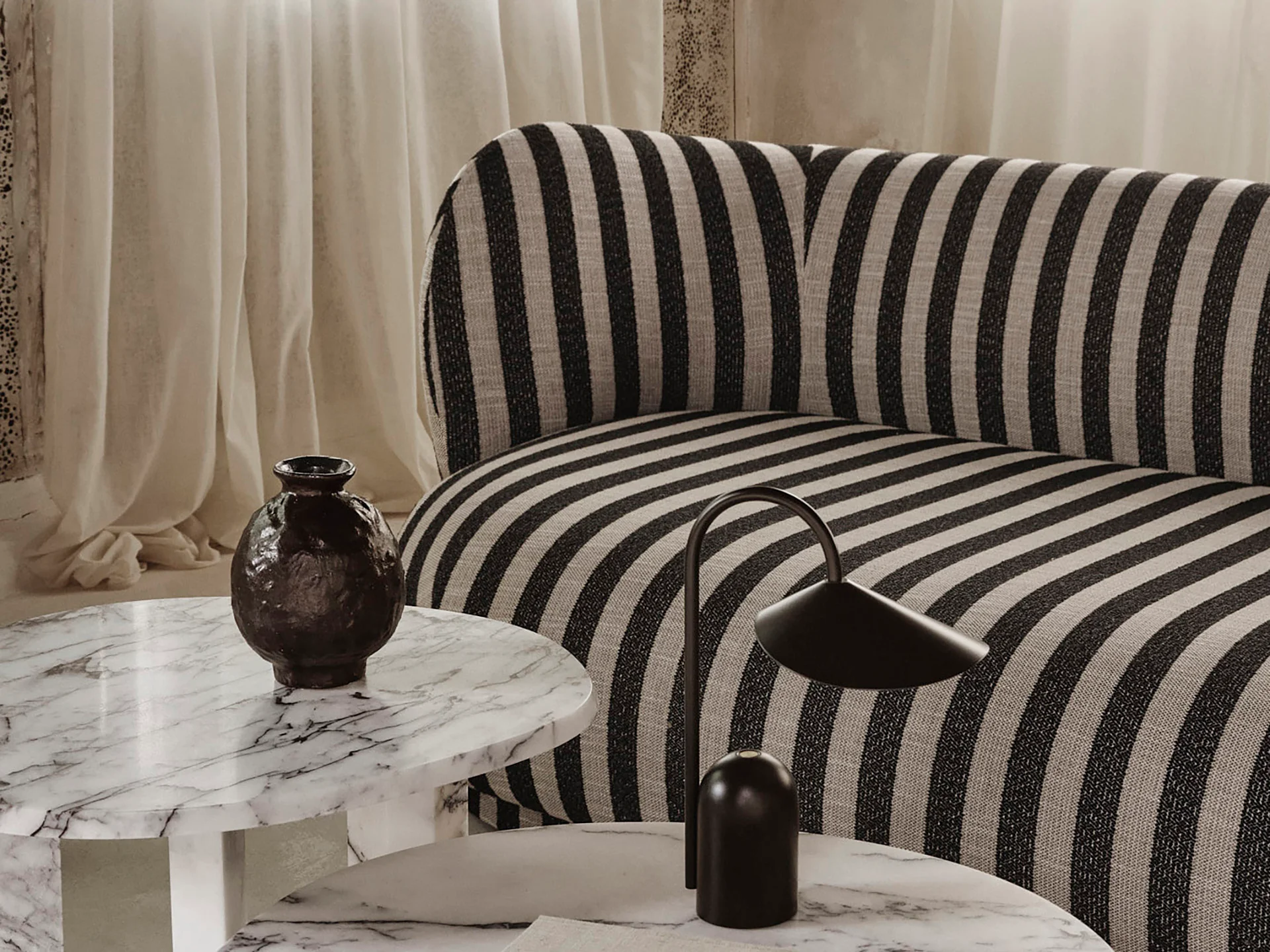 Rico Lounger Sofa - Louisiana - Sand/Black - UK - Image 3