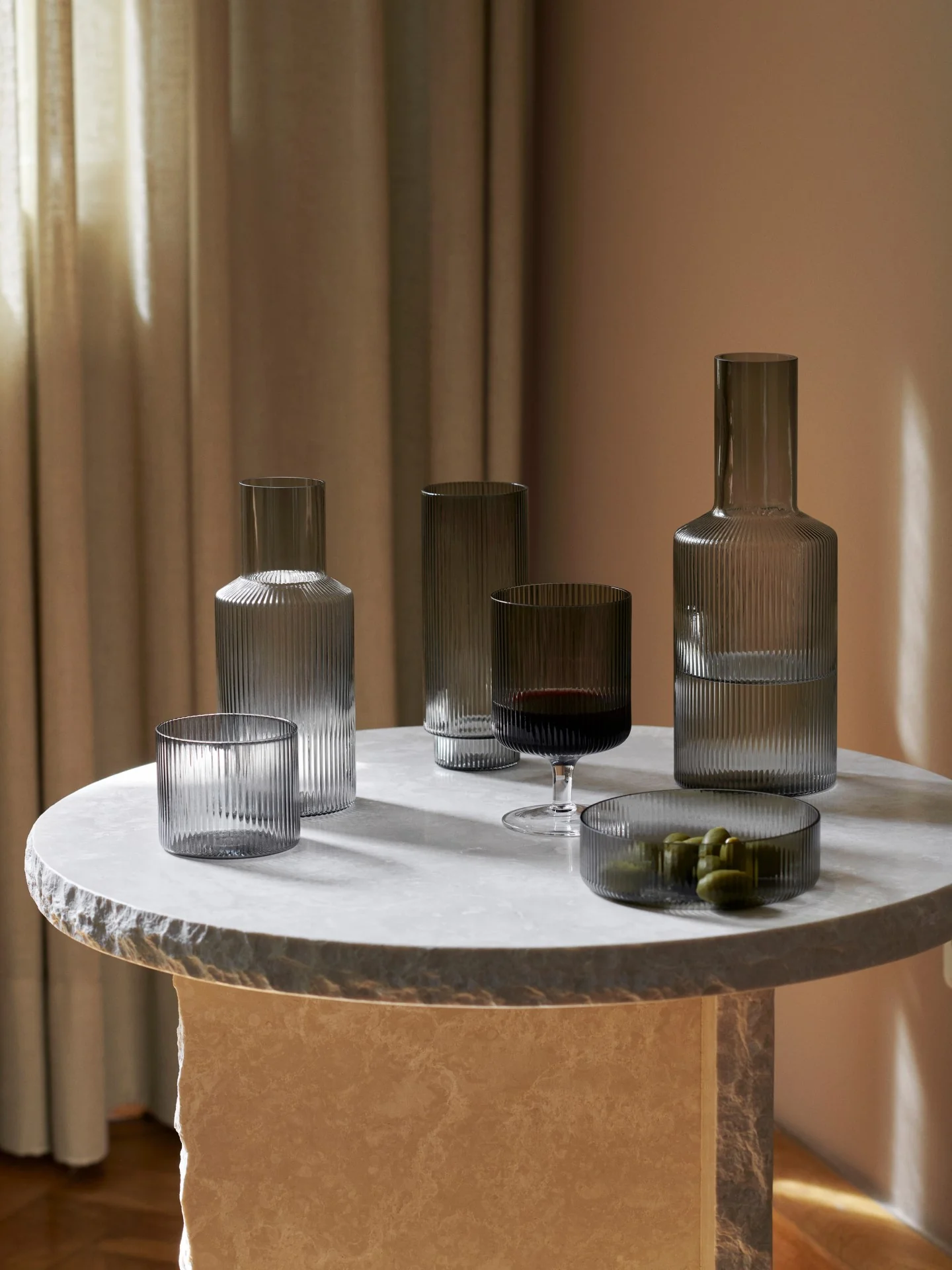 Ripple Carafe - Smoked Grey - Image 3