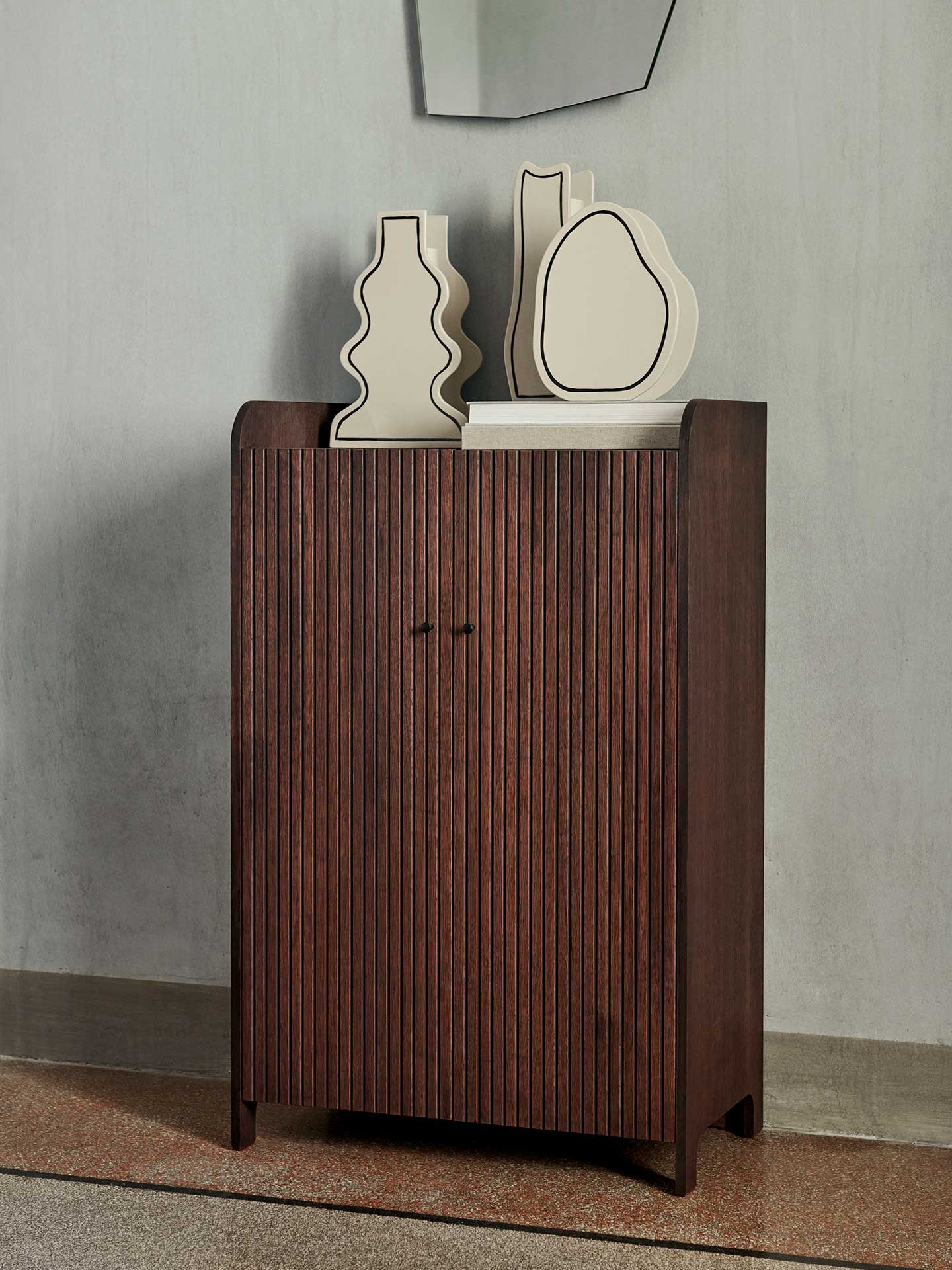 Sill Cupboard - Low - Dark Stained Oak - Image 2