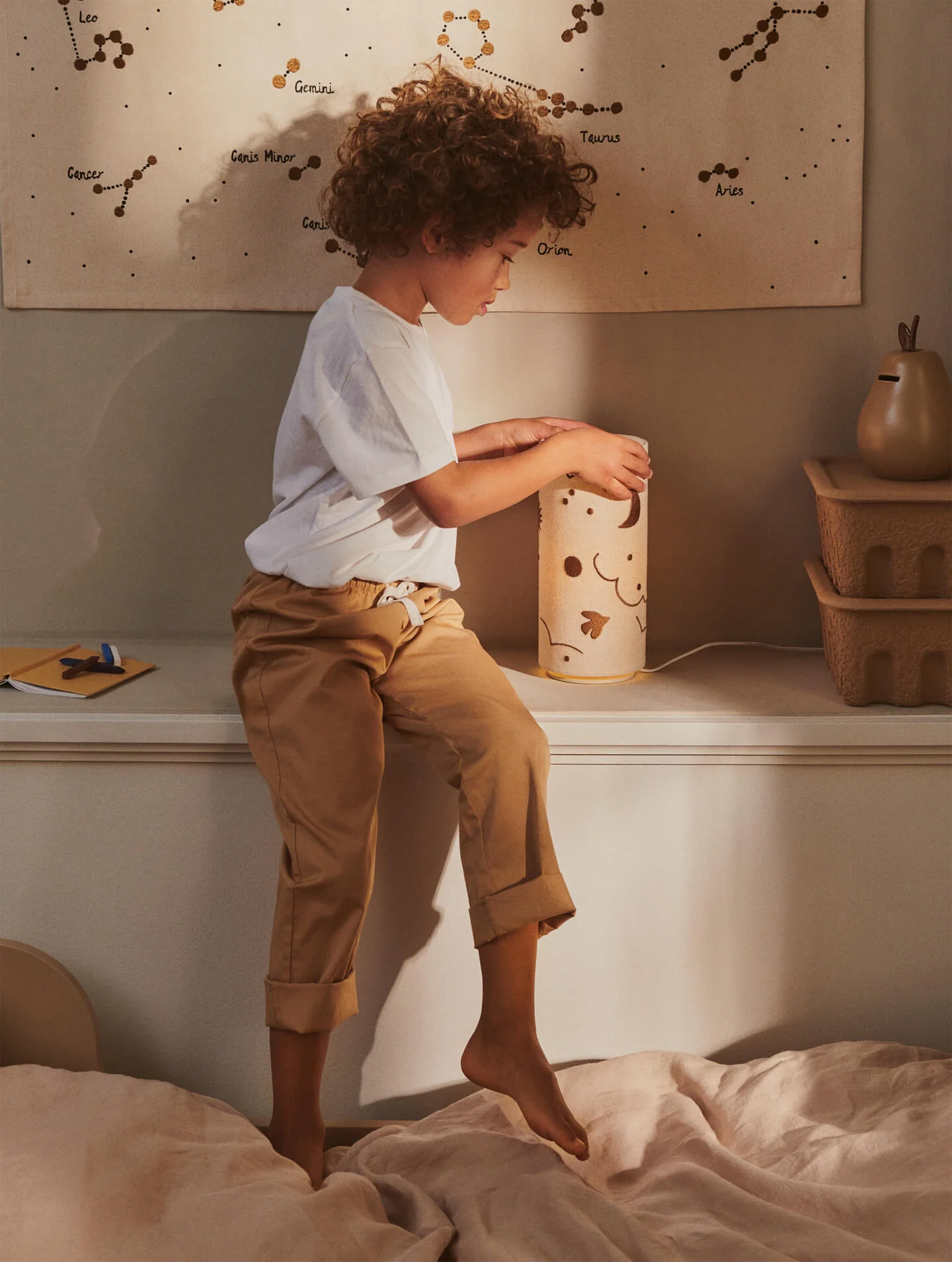 Skye Table Lamp - Natural/Bronze - Image 3