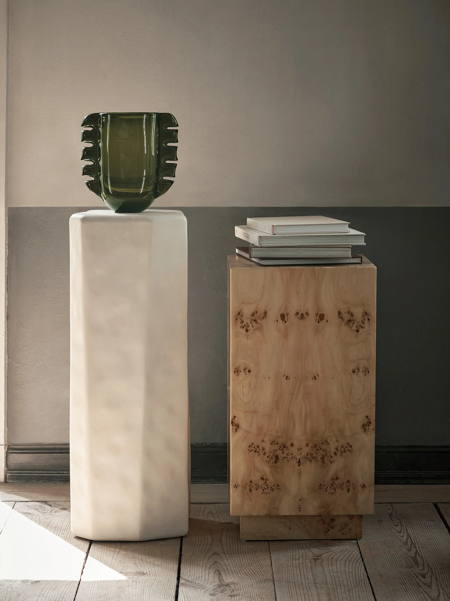 Staffa Pedestal - Ivory - Image 4