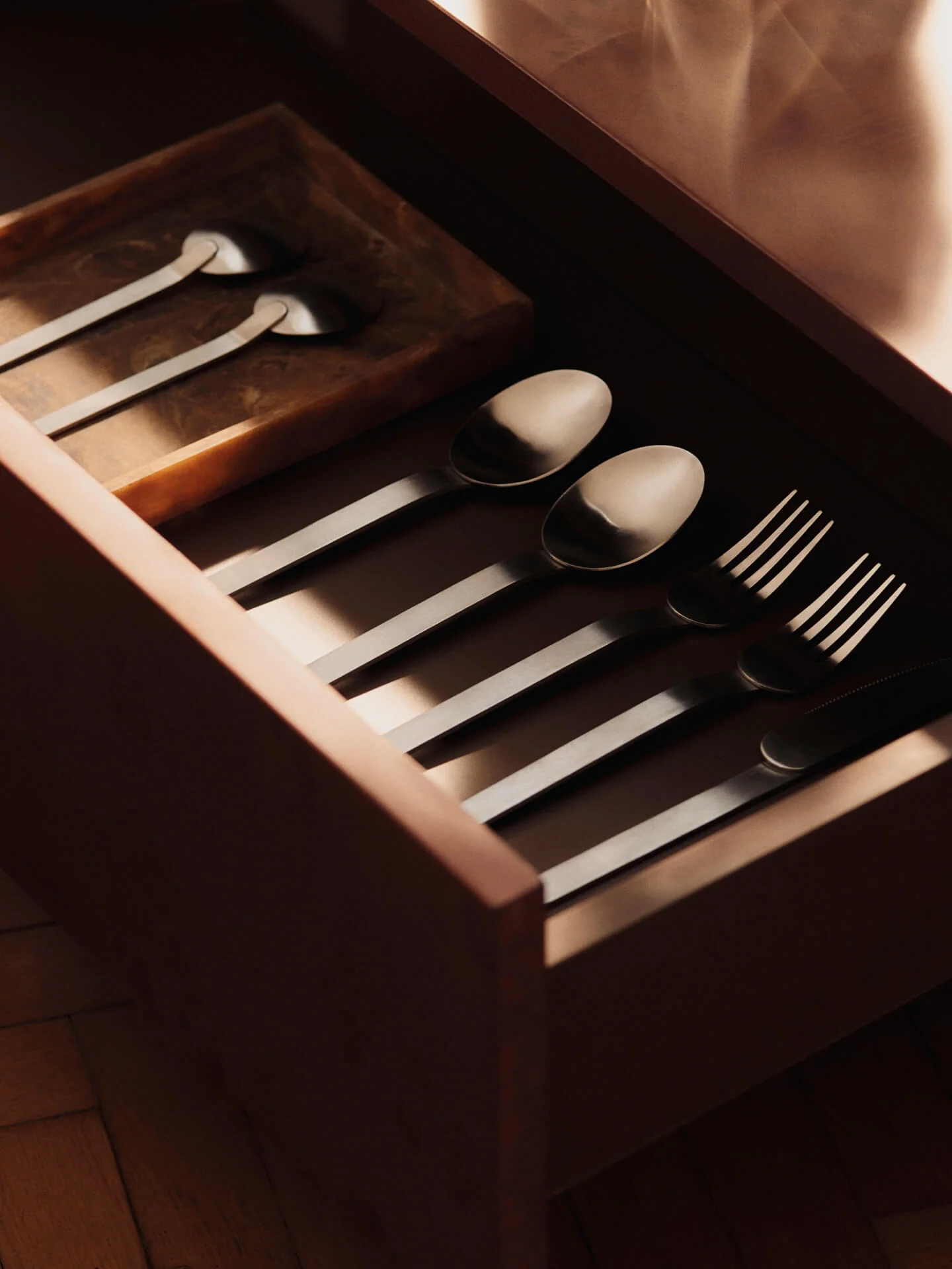 Stelo Cutlery - Set of 4 - Brushed Stainless Steel - Image 4