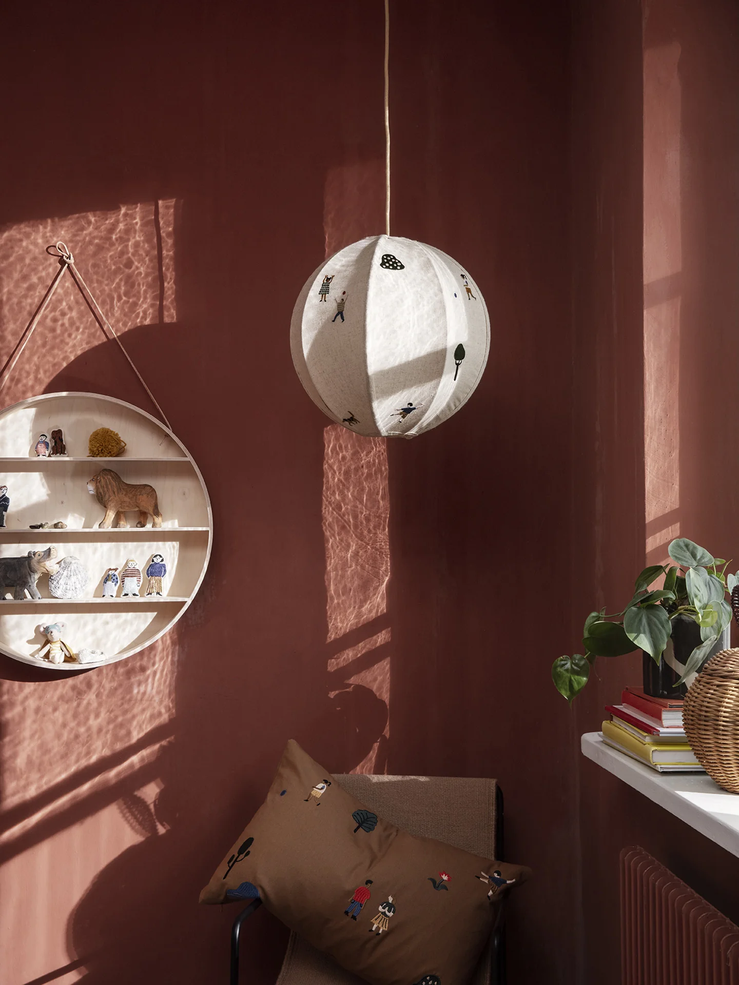 Round Dorm - Natural - Image 2